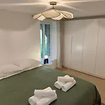 La Parenthese Maisonneuve 아파트 트루아