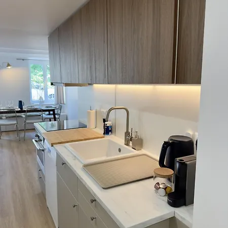 La Parenthese Maisonneuve Apartment *