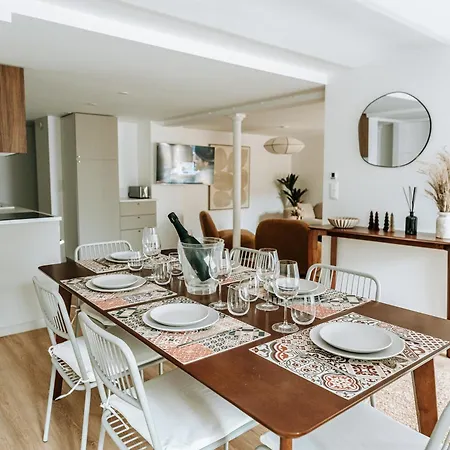 La Parenthese Maisonneuve Apartment *