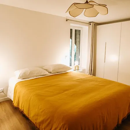 La Parenthese Maisonneuve Apartment *